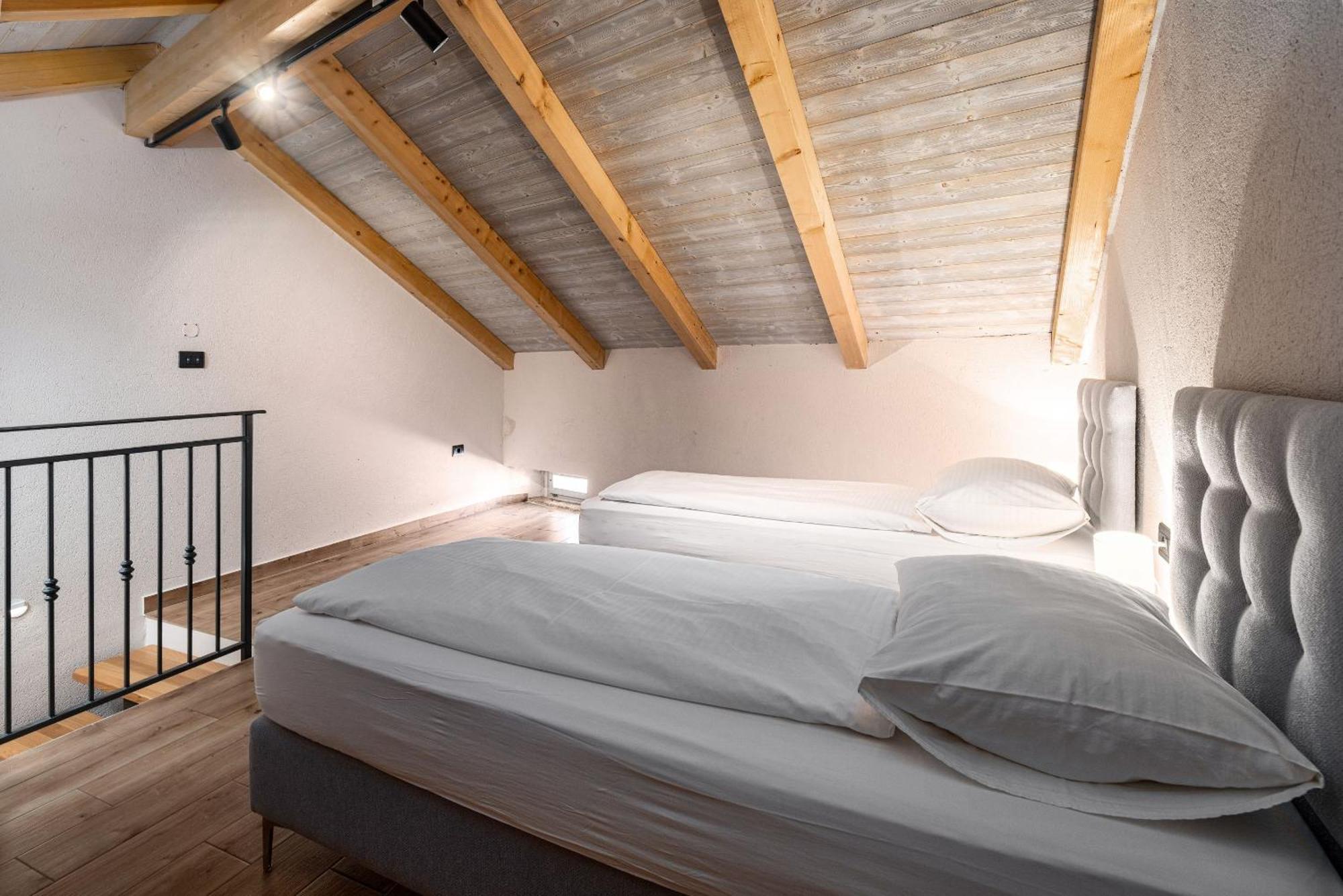 Della Croce Bed&Breakfast Svetvinčenat Kültér fotó