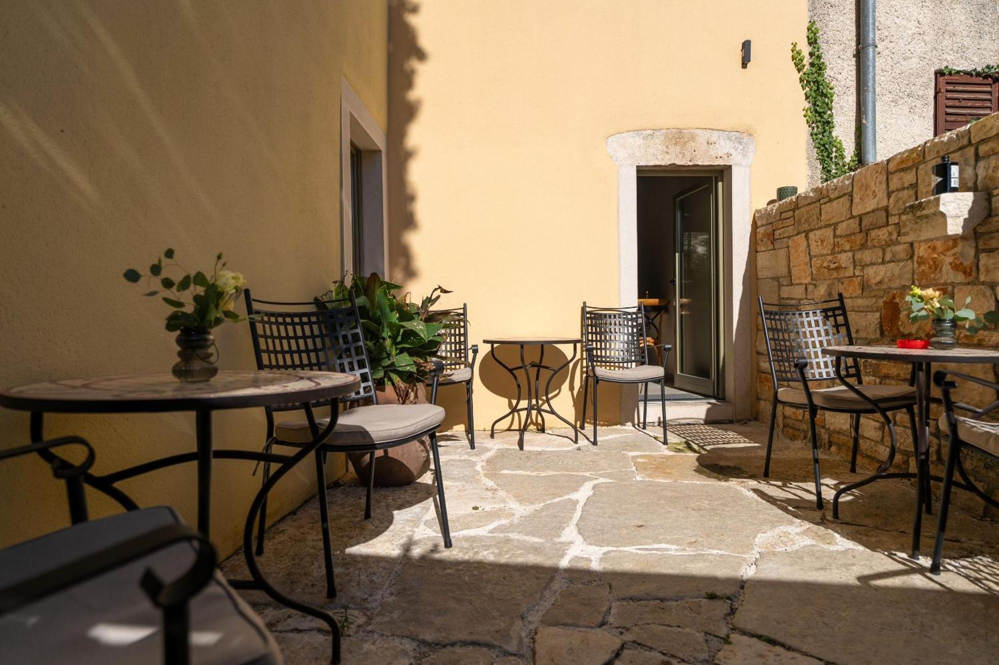 Della Croce Bed&Breakfast Svetvinčenat Kültér fotó