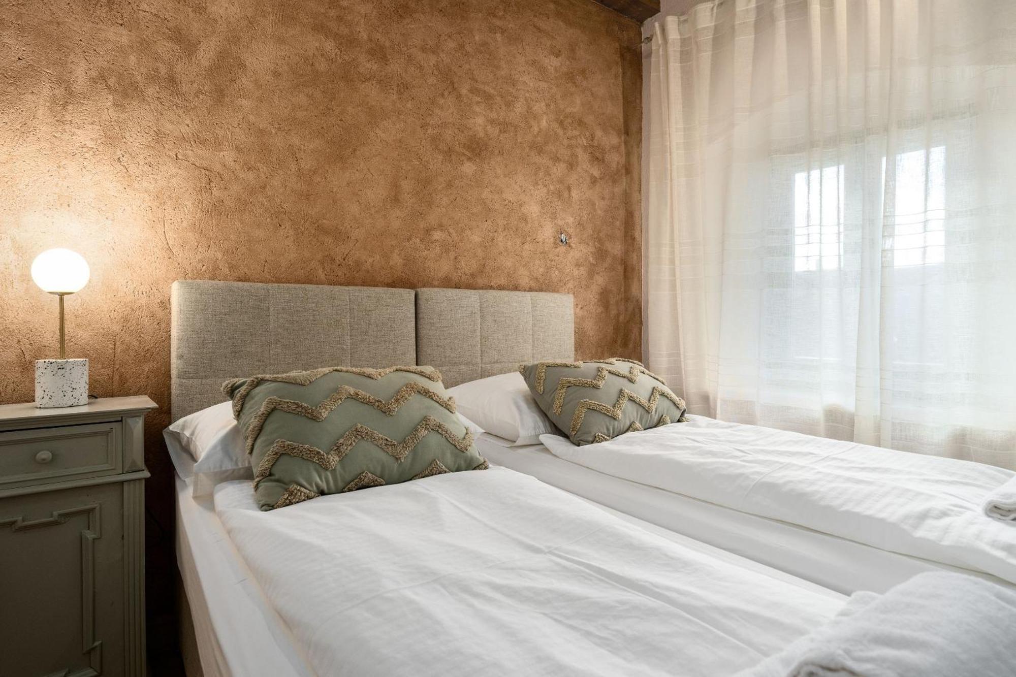 Della Croce Bed&Breakfast Svetvinčenat Kültér fotó