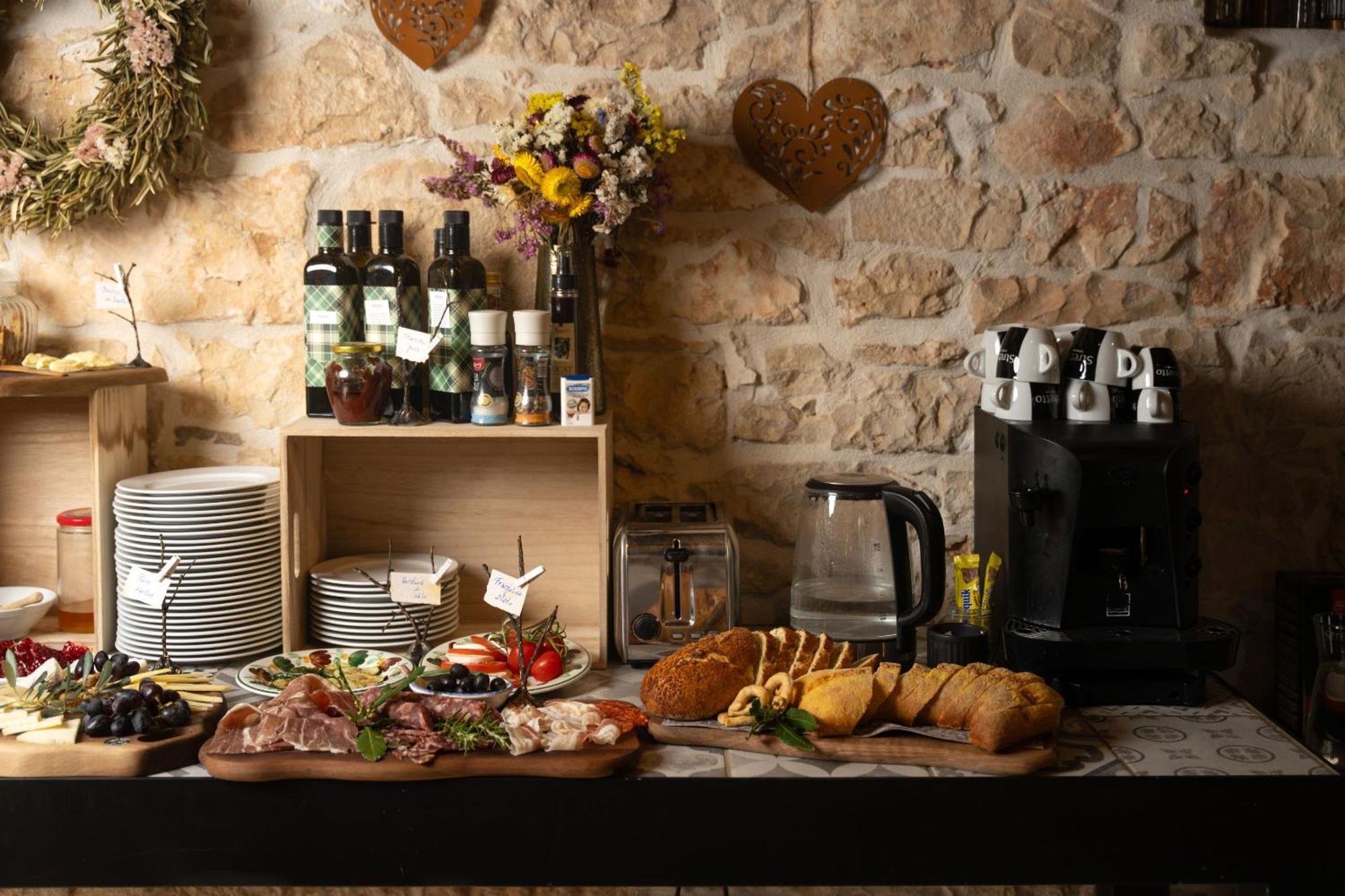 Della Croce Bed&Breakfast Svetvinčenat Kültér fotó