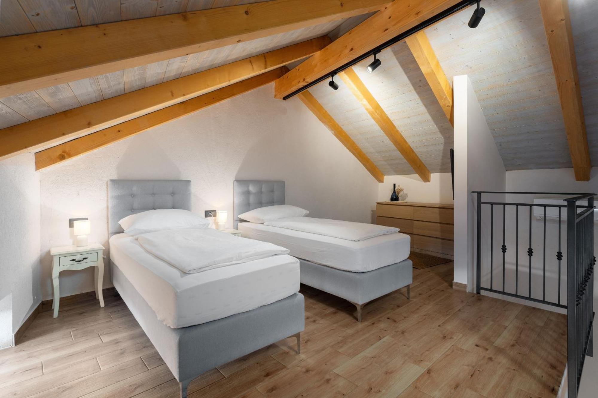 Della Croce Bed&Breakfast Svetvinčenat Kültér fotó
