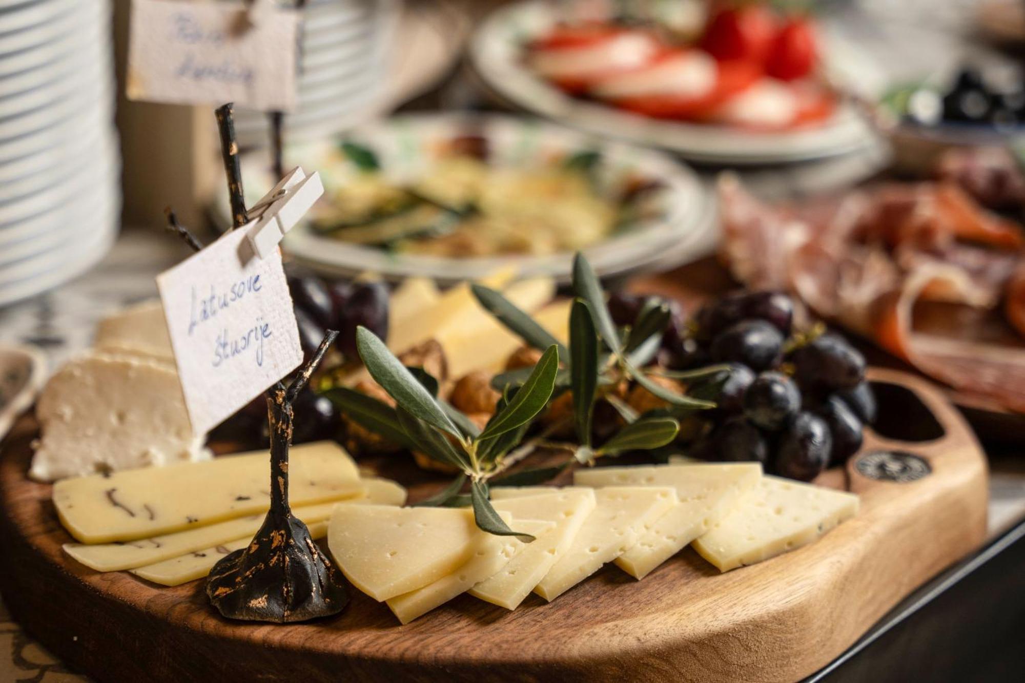Della Croce Bed&Breakfast Svetvinčenat Kültér fotó